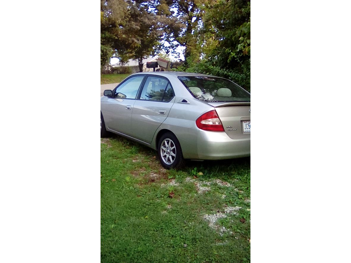 2002 Toyota Prius for sale by owner in Jefferson City