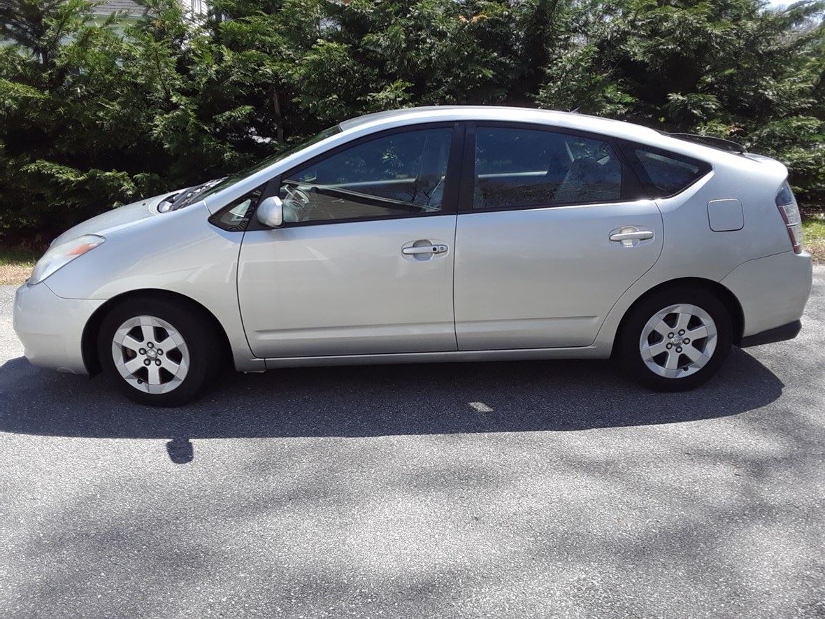 2004 Toyota Prius for sale by owner in Old Saybrook