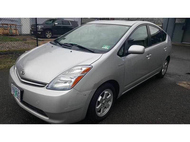 2006 Toyota Prius for sale by owner in PORTLAND