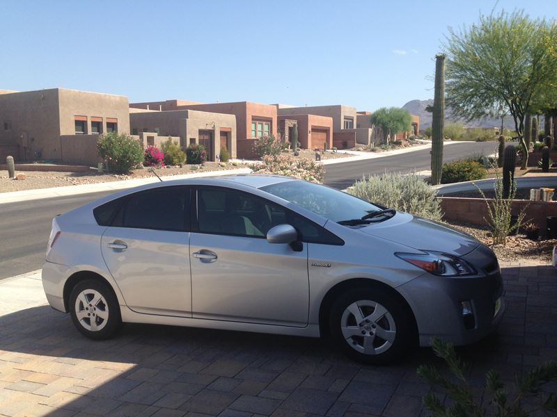 2011 Toyota Prius for sale by owner in Marana