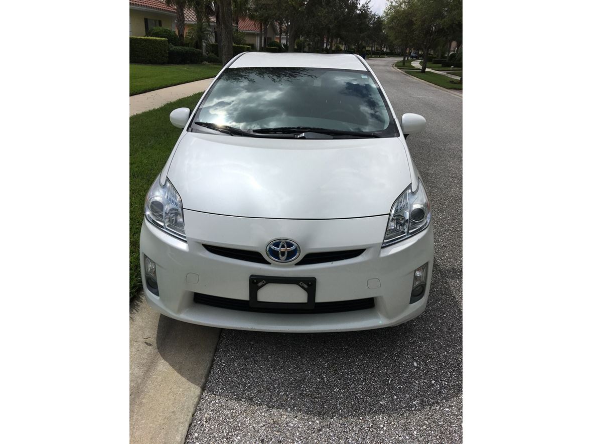 2011 Toyota Prius for sale by owner in Vero Beach