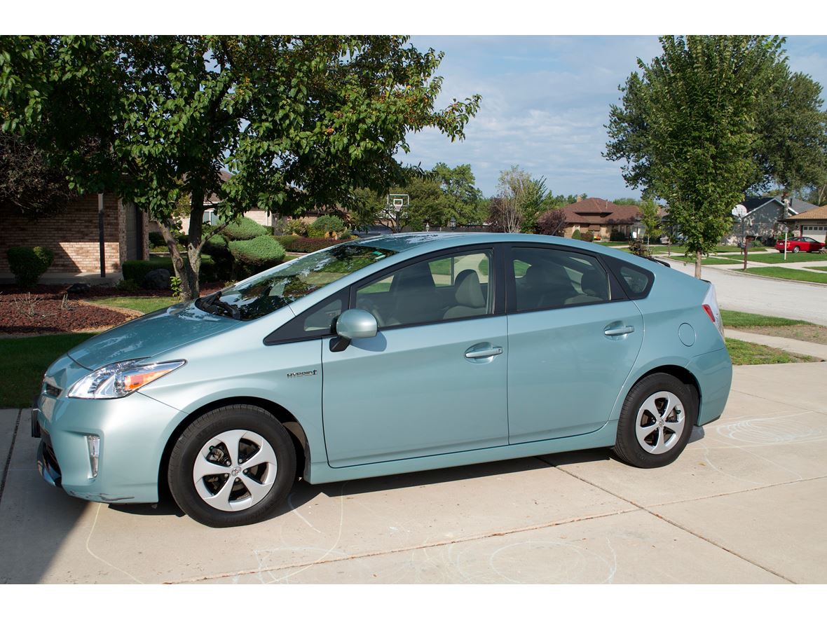 2012 Toyota Prius for sale by owner in Oak Forest