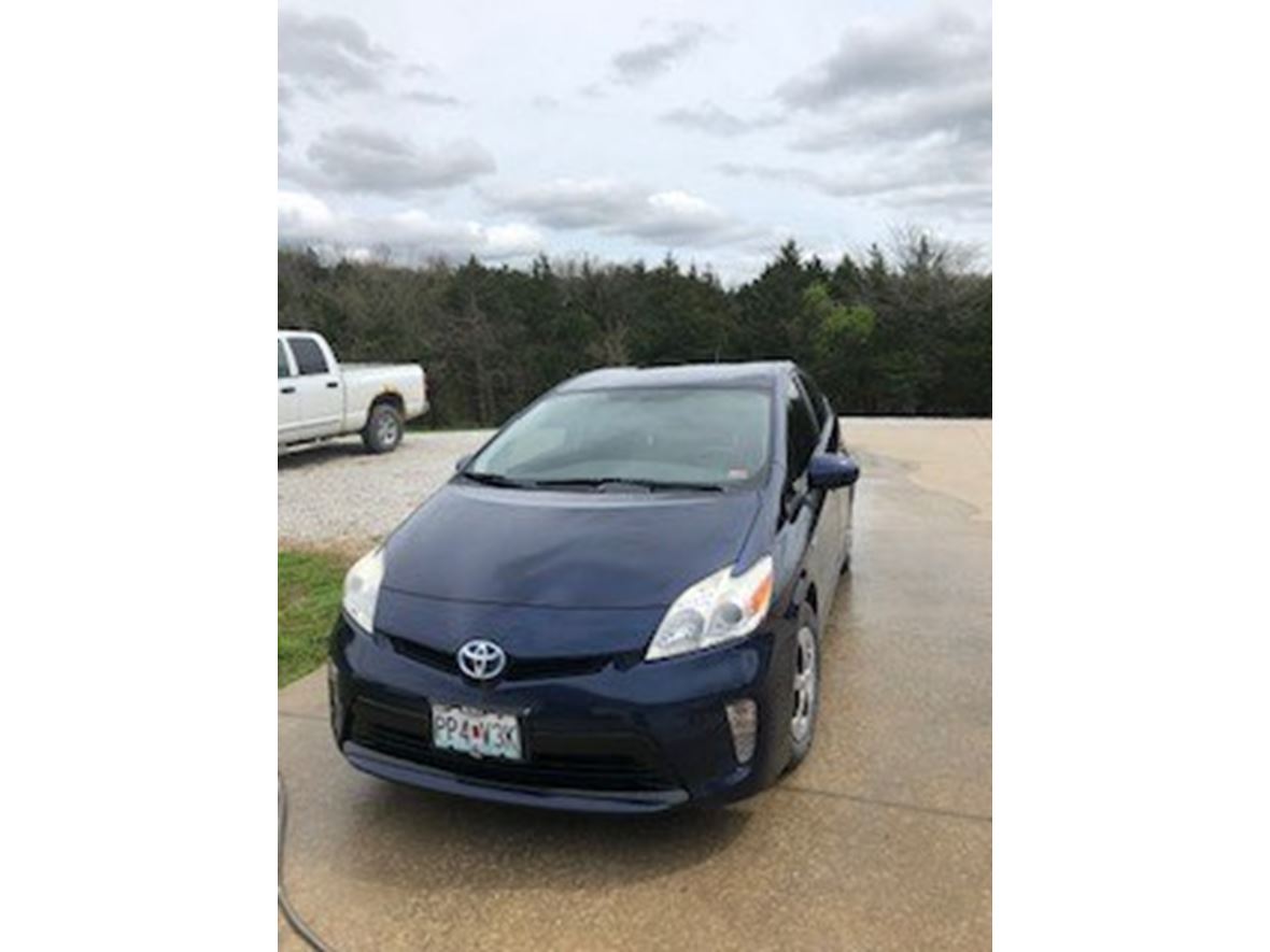 2012 Toyota Prius for sale by owner in Jamestown