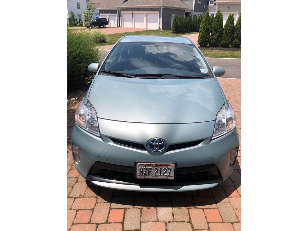 2015 Toyota Prius for sale by owner in Dublin