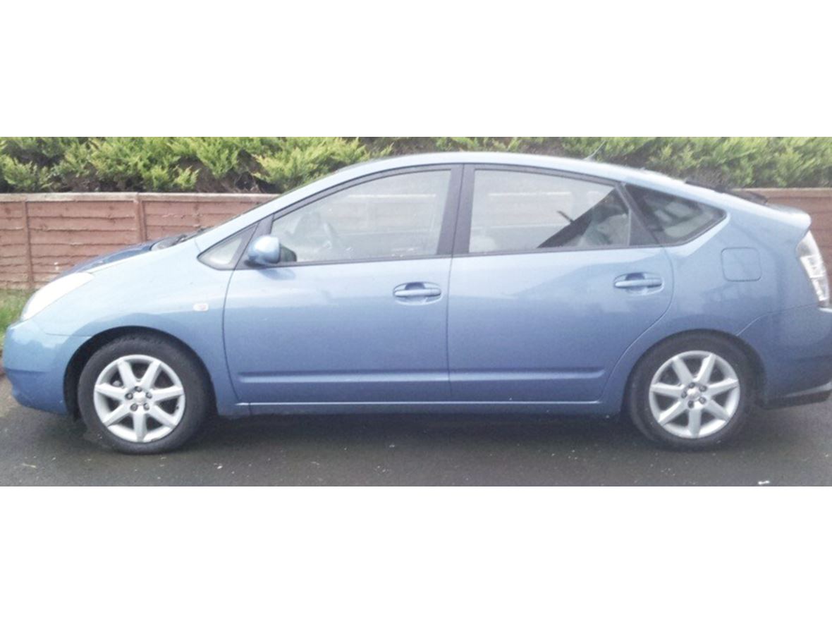2009 Toyota Prius Hybrid Touring for sale by owner in Marina