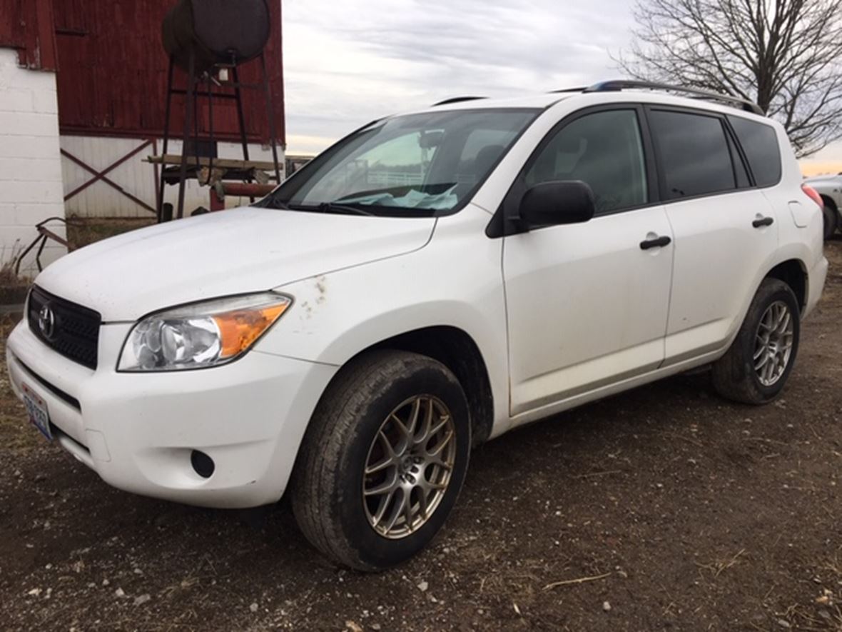 2007 Toyota Rav4 for sale by owner in Williamsfield