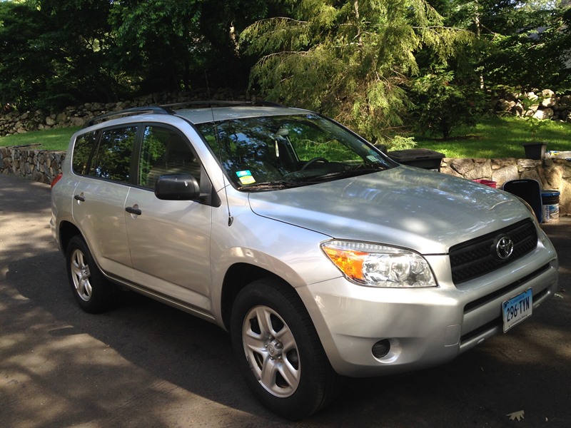 2008 Toyota RAV4 for sale by owner in DARIEN