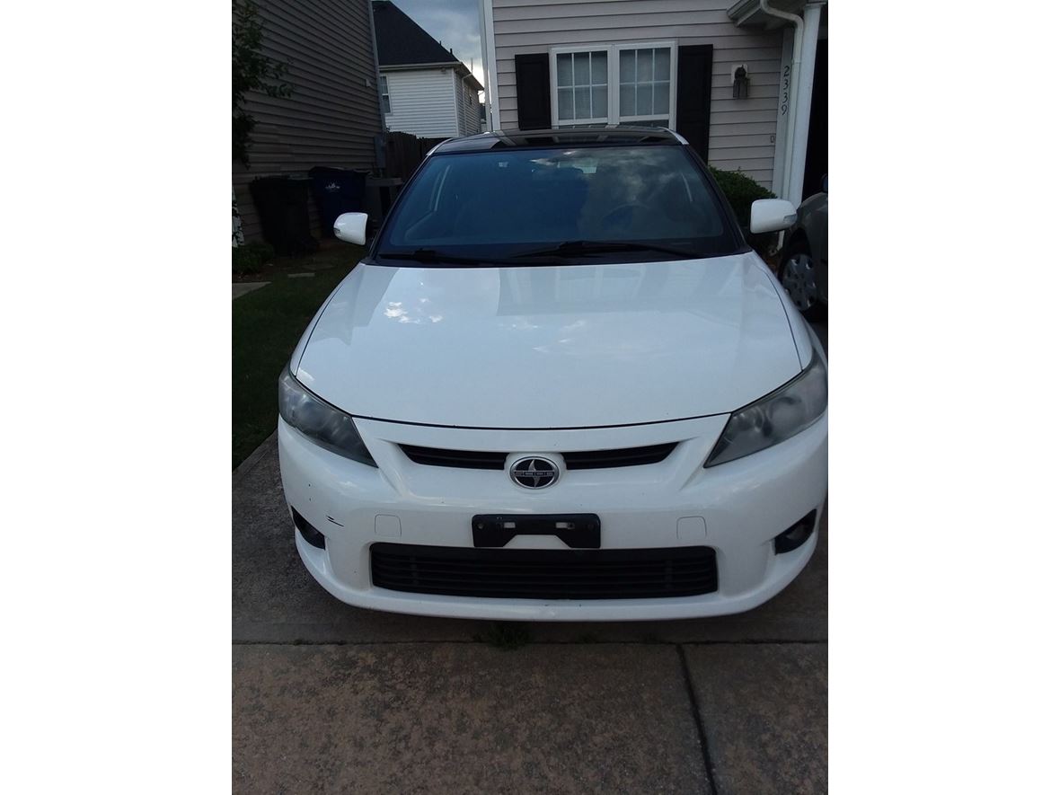 2013 Toyota Scion TC for sale by owner in Raleigh