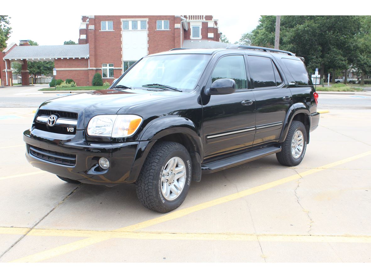 2005 Toyota Sequoia for sale by owner in McPherson