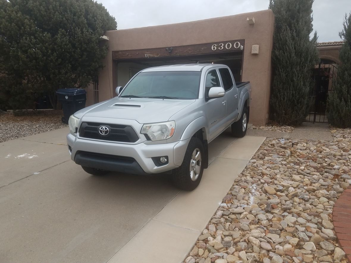 2012 Toyota Tacoma  for sale by owner in Albuquerque
