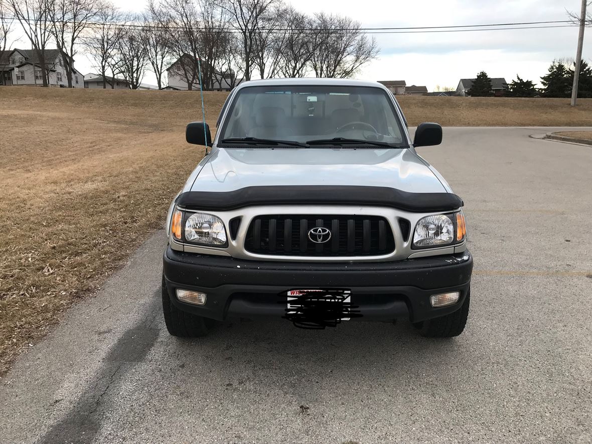 2001 Toyota Tacoma for sale by owner in Franklin