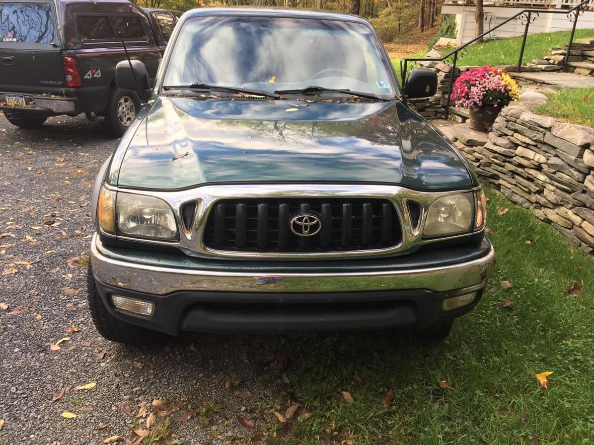 2001 Toyota Tacoma for sale by owner in East Stroudsburg