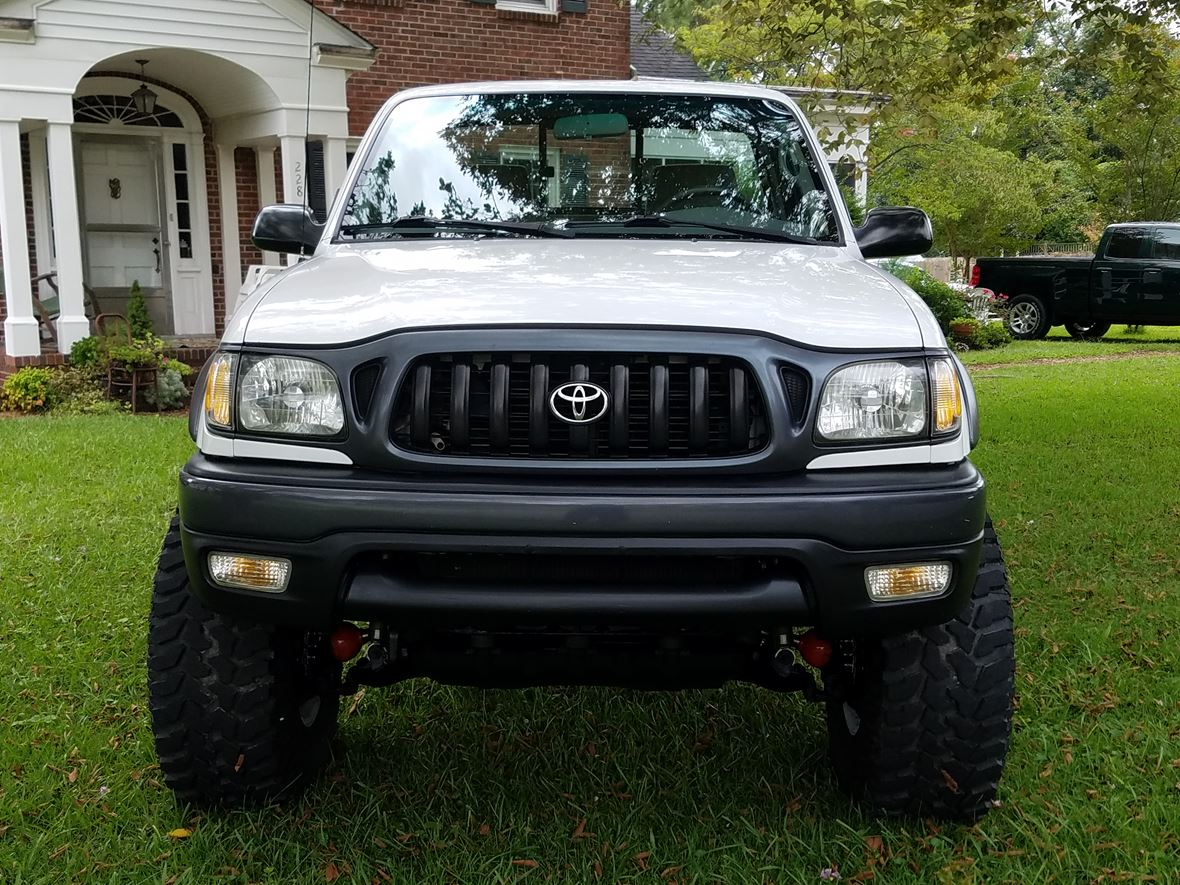 2002 Toyota Tacoma for sale by owner in Moyock