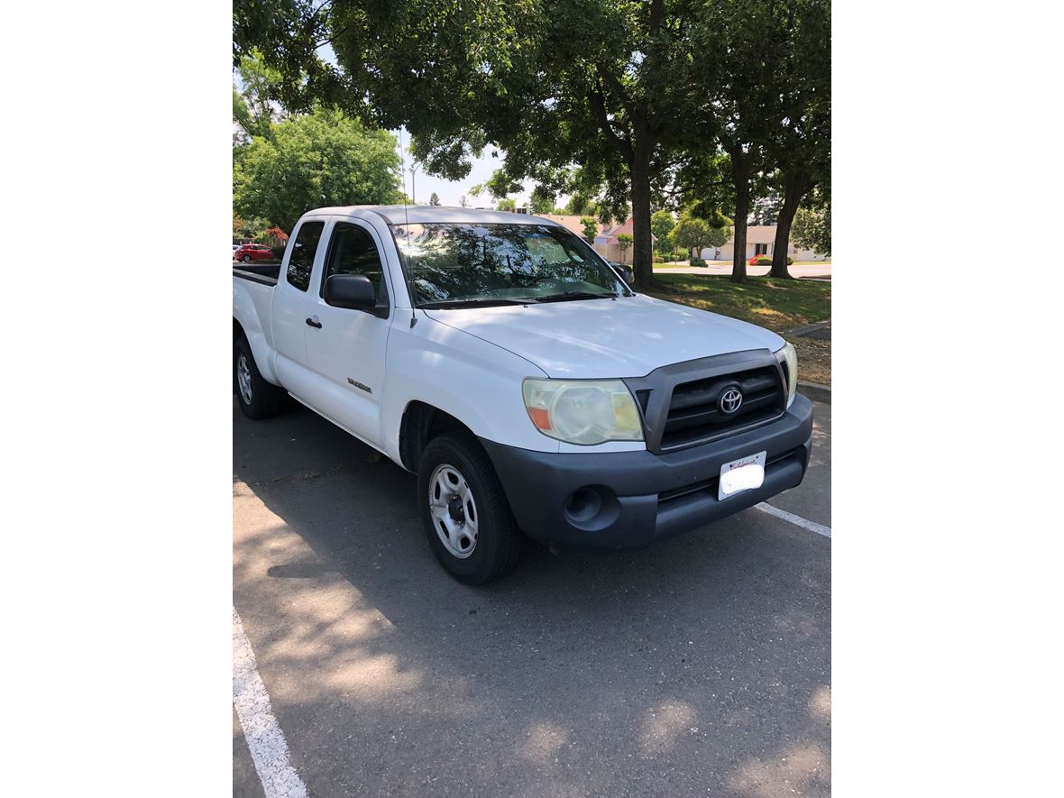 2005 Toyota Tacoma for sale by owner in Sacramento