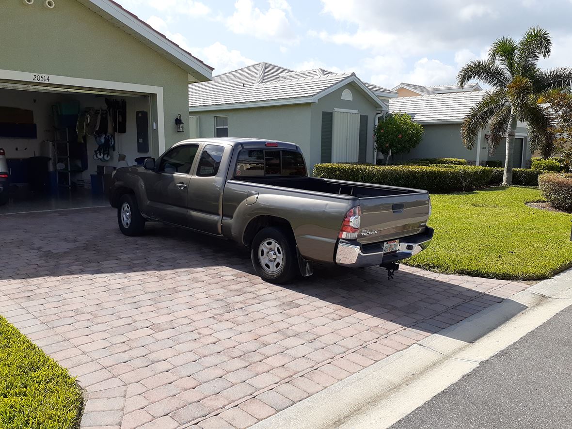 2012 Toyota Sale by Owner in North Fort Myers, FL 33917 2012 Toyota Sale by Owner in North Fort Myers, FL 33917