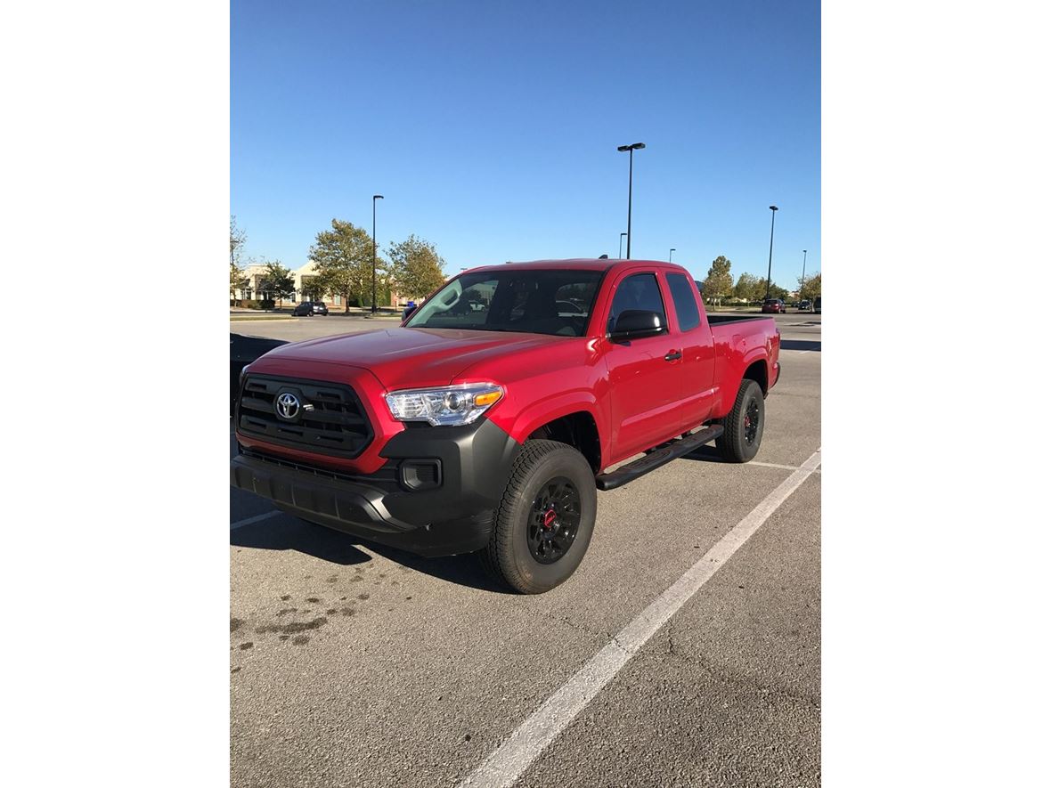 2017 Toyota Tacoma for sale by owner in Lexington