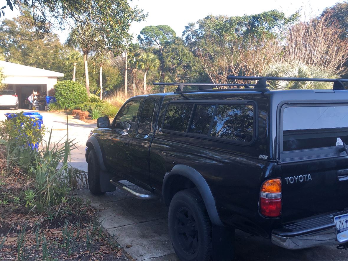 2004 Toyota Tacoma Prerunner  for sale by owner in Charleston