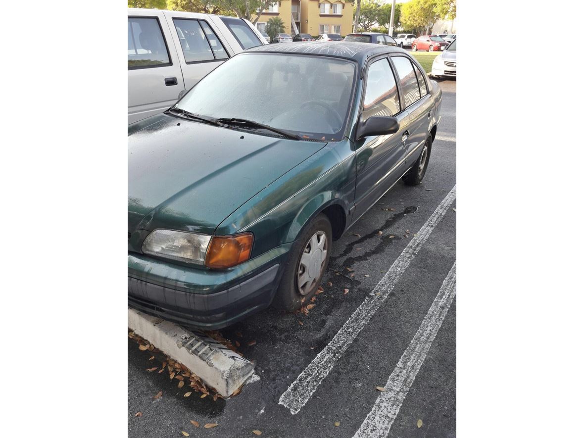 1995 Toyota Tercel for sale by owner in Miami