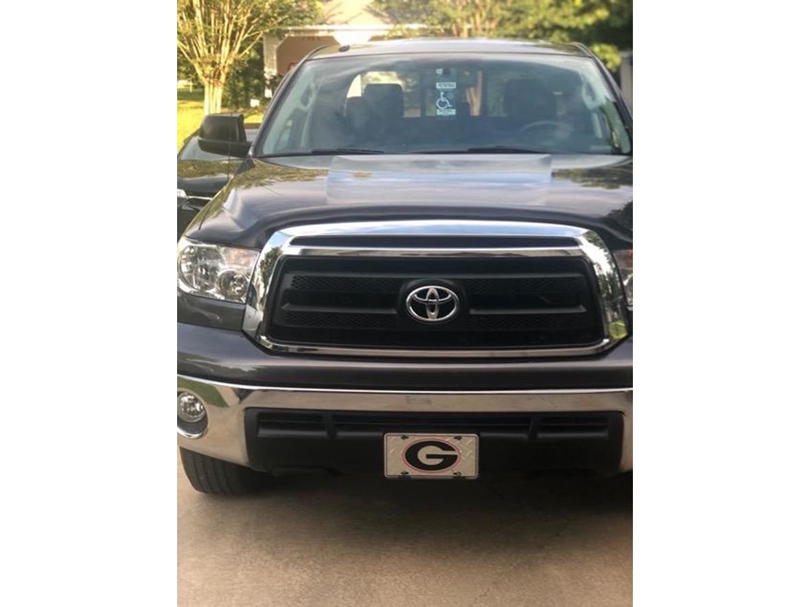 2011 Toyota Tundra for sale by owner in Cleveland