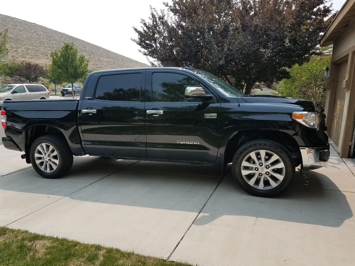 2016 Toyota Tundra for sale by owner in Sparks