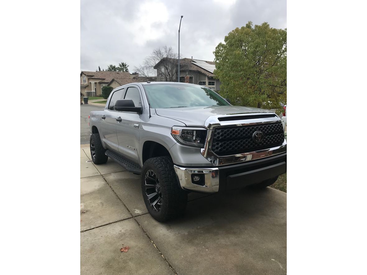 2018 Toyota Tundra for sale by owner in Lincoln
