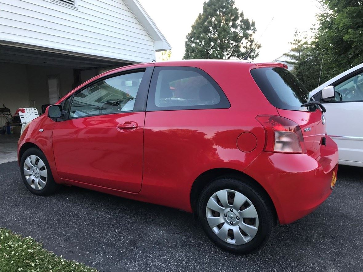 2007 Toyota Yaris for sale by owner in Rochester