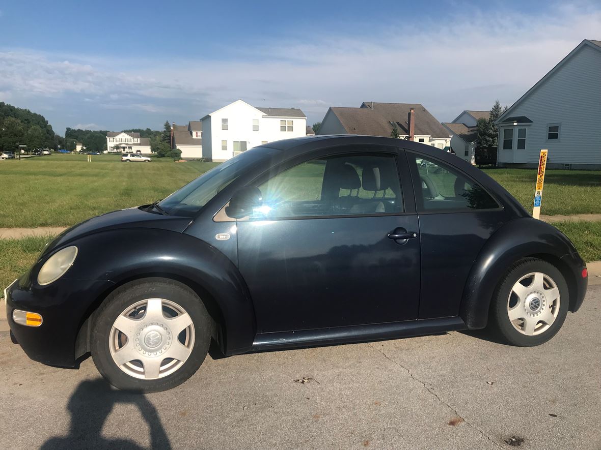 2000 Volkswagen Beetle for sale by owner in New Albany