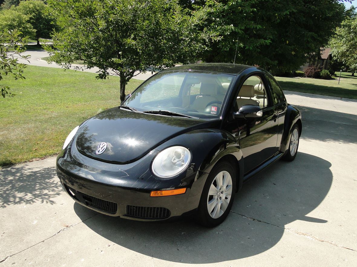2008 Volkswagen Beetle for sale by owner in Yorktown