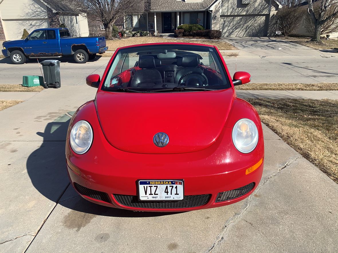 2006 Volkswagen Beetle Convertible for sale by owner in Omaha