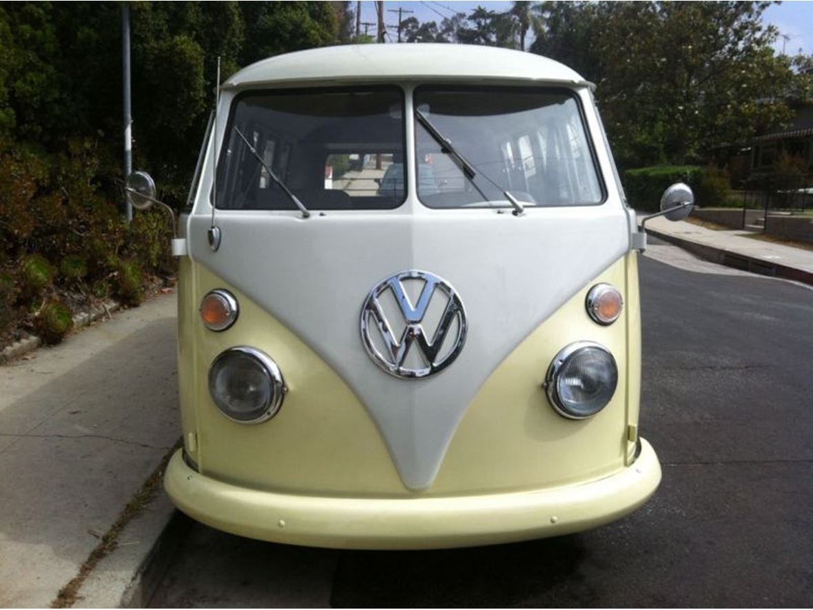 1966 Volkswagen BusVanagon for sale by owner in Perth Amboy