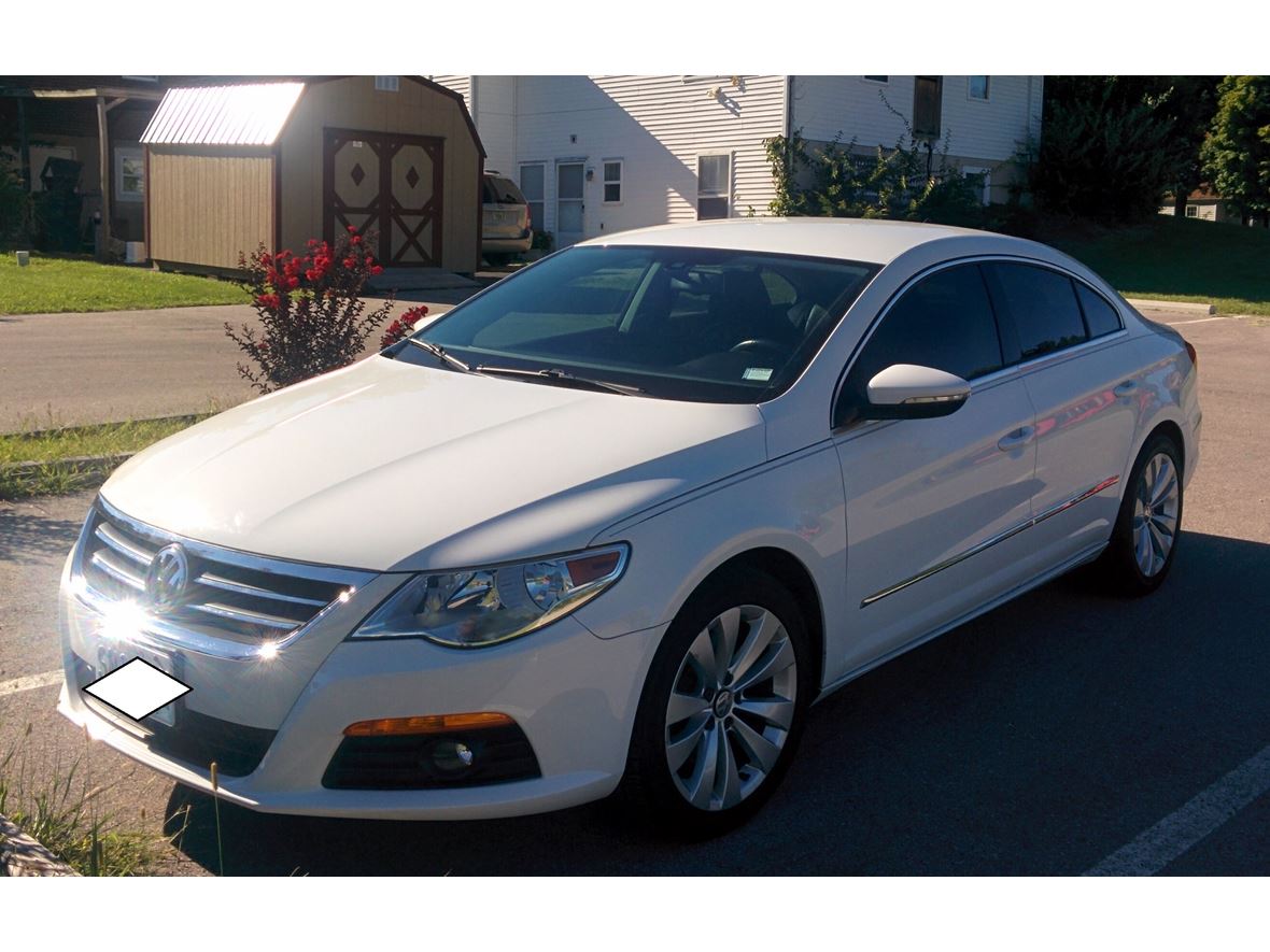 2009 Volkswagen CC for sale by owner in O Fallon