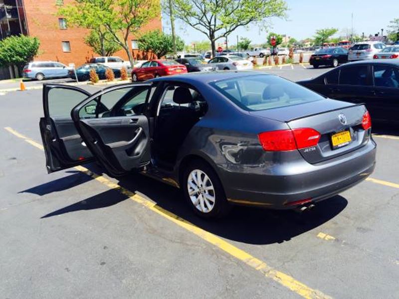 2011 Volkswagen Jetta Private Car Sale in Brooklyn, NY 11235