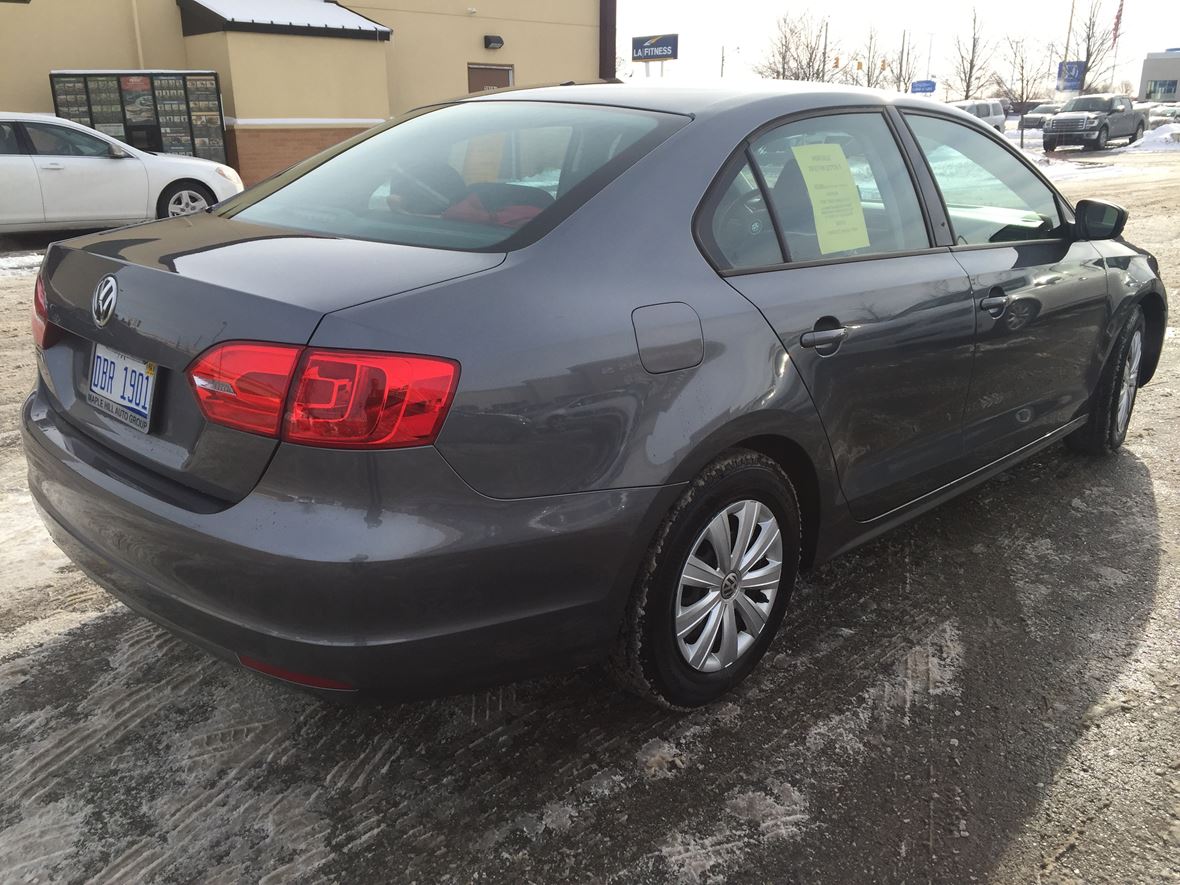 2013 Volkswagen Jetta Private Car Sale in Detroit, MI 48226
