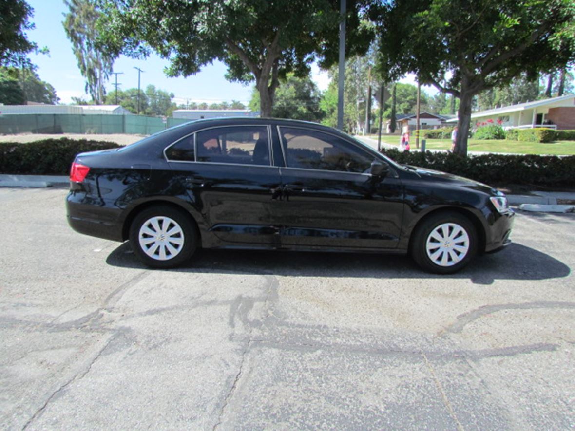 2014 Volkswagen Jetta for sale by owner in Palm Springs