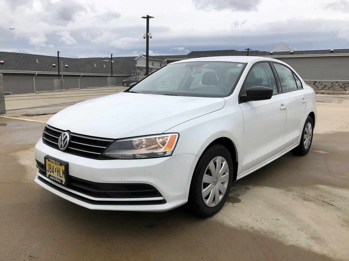 2016 Volkswagen Jetta for Sale by Owner in Secaucus, NJ 07094