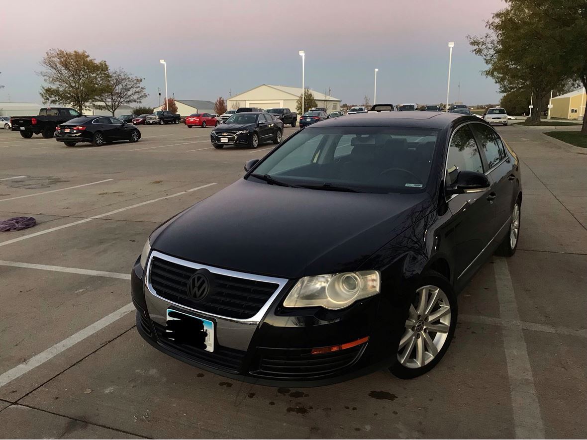 2006 Volkswagen Passat for sale by owner in Clive