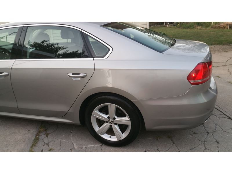 2012 Volkswagen Passat for Sale by Owner in Ridgewood, NY 11386