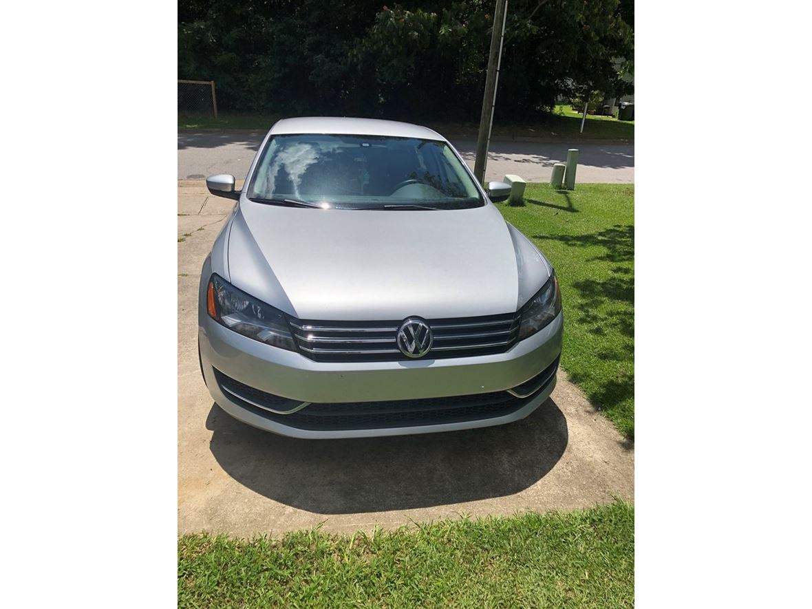 2015 Volkswagen Passat for sale by owner in Raleigh