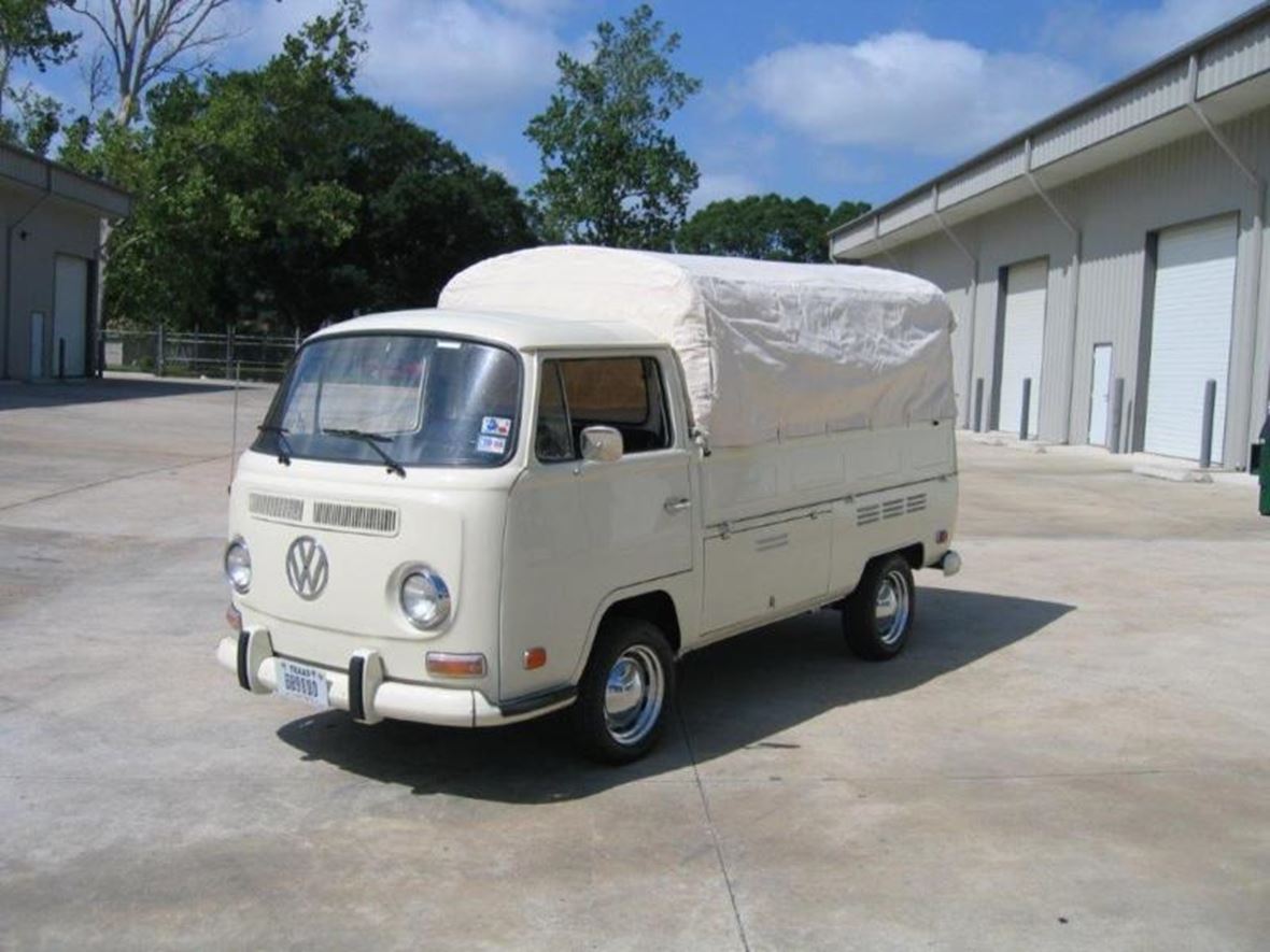 1970 Volkswagen Vanagon for sale by owner in Huntsville