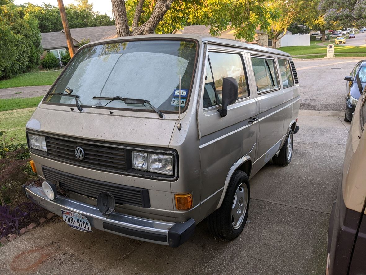 1987 Volkswagen Vanagon for sale by owner in Arlington