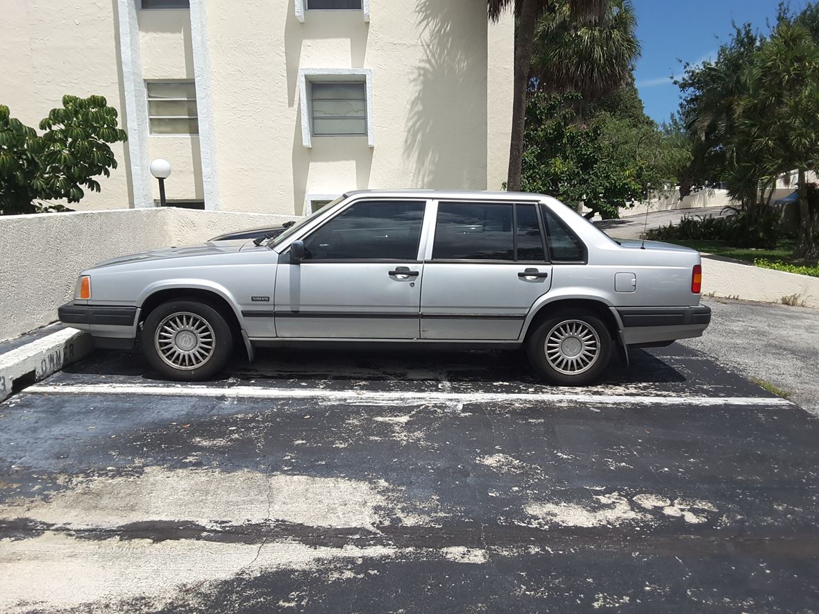 1992 Volvo 940 for sale by owner in Boca Raton