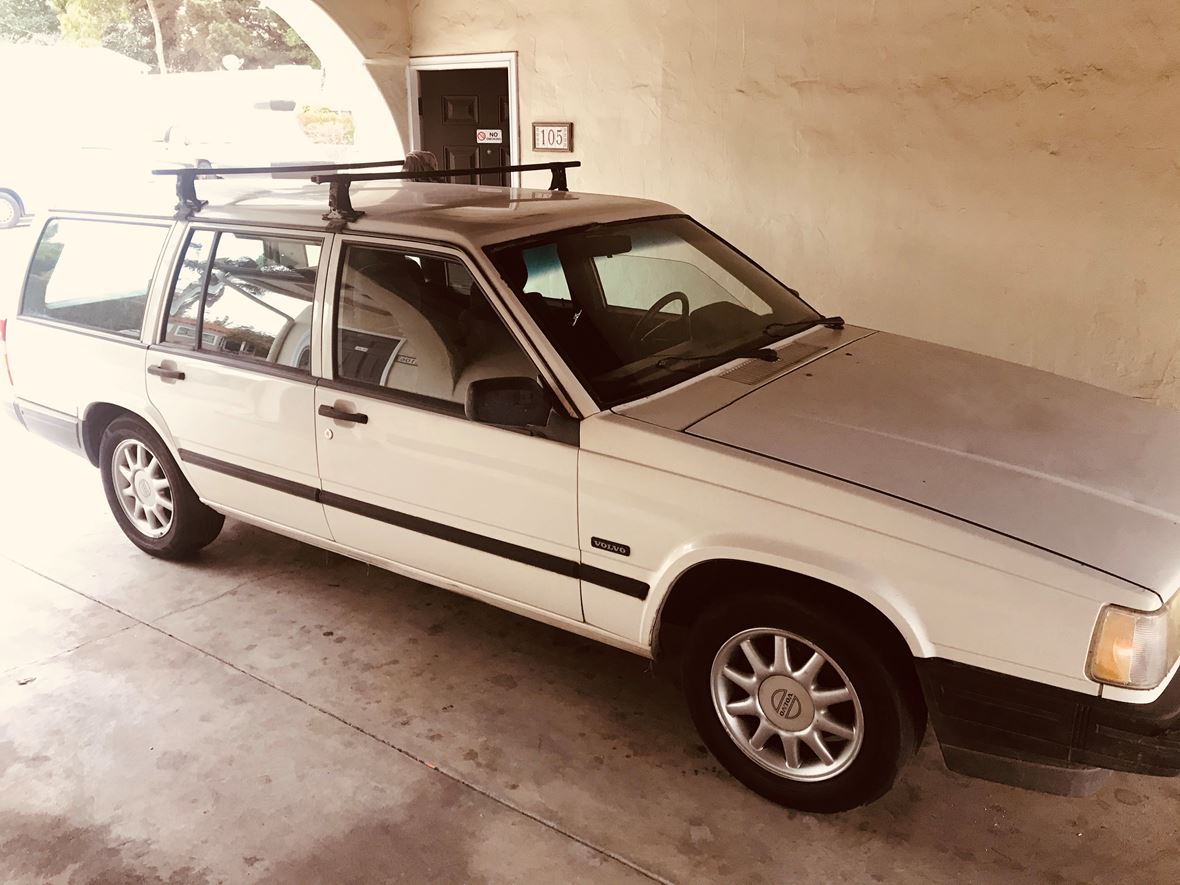 1995 Volvo 940 for sale by owner in Ventura