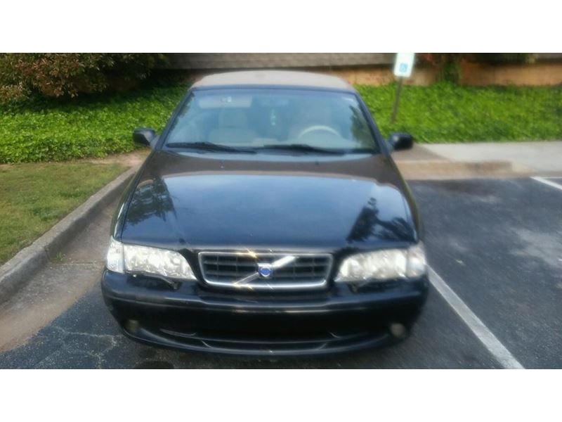 2004 Volvo C70 for sale by owner in Morrow