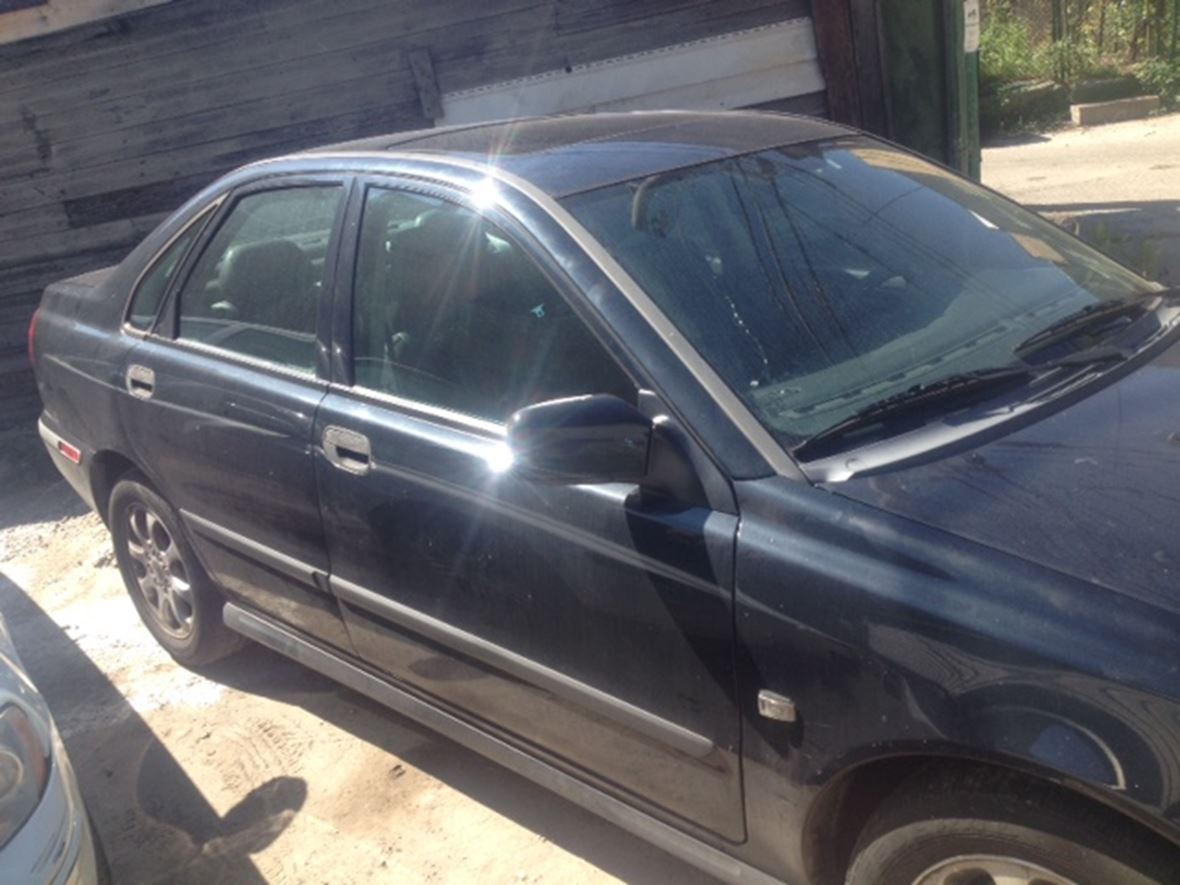 2001 Volvo S40 for sale by owner in Chicago