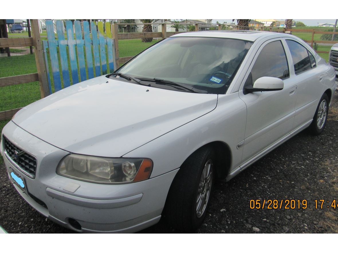 2005 Volvo S60 for sale by owner in Galveston