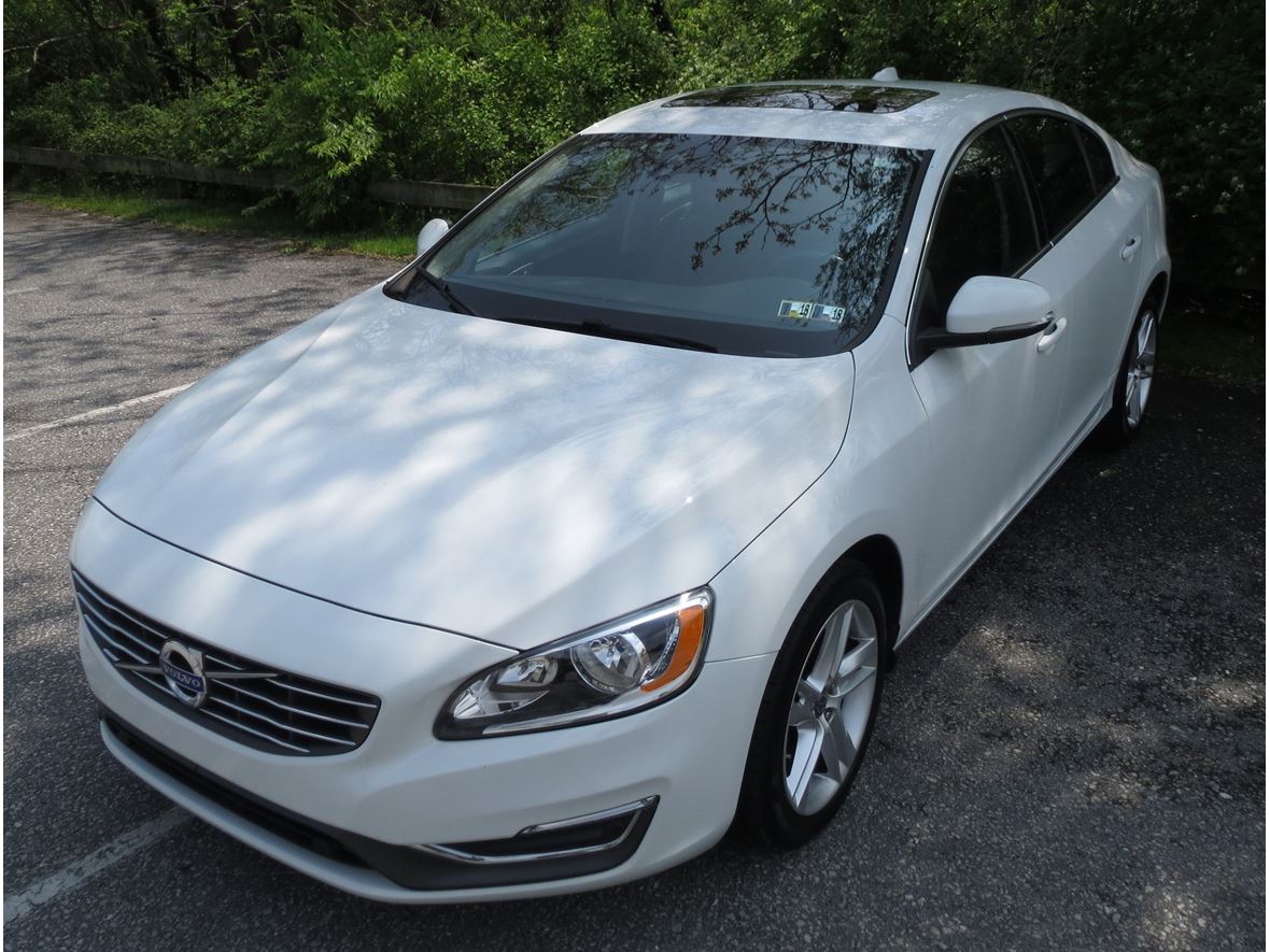 2015 Volvo S60 for sale by owner in Mechanicsburg