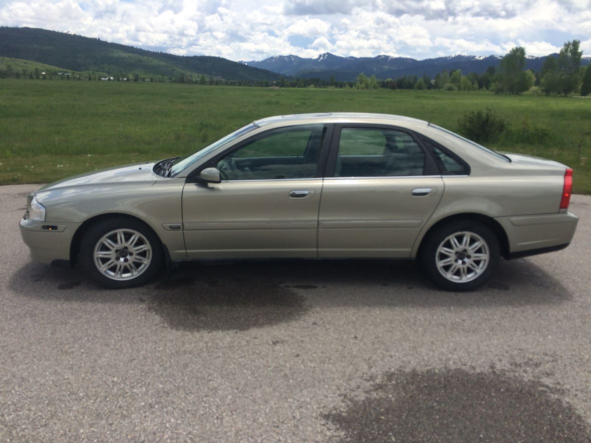 2004 Volvo S80 for sale by owner in Victor