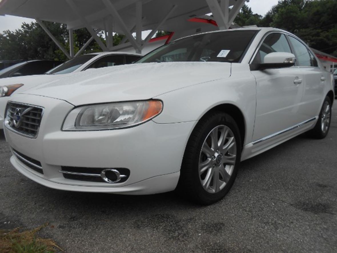 2010 Volvo S80 for sale by owner in Lilburn