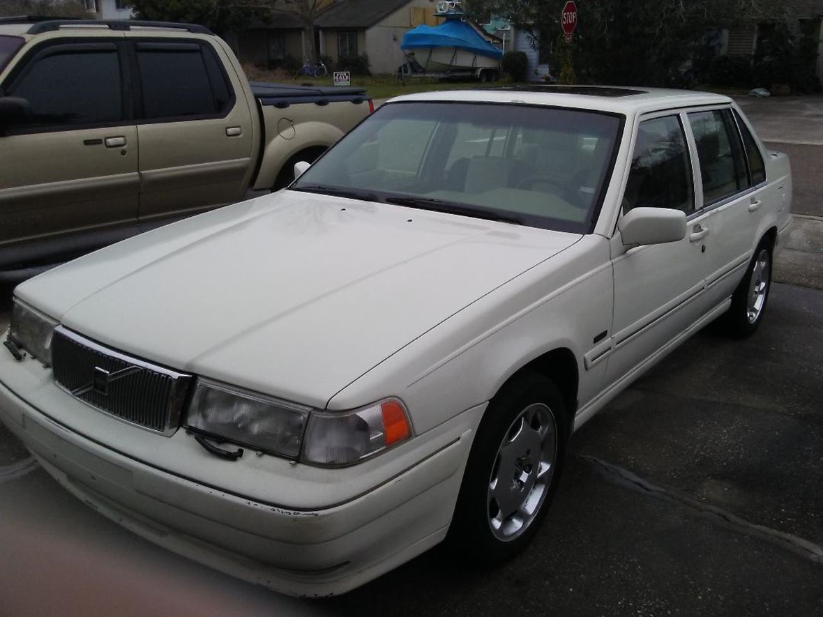 1998 Volvo S90 for sale by owner in Atlantic Beach